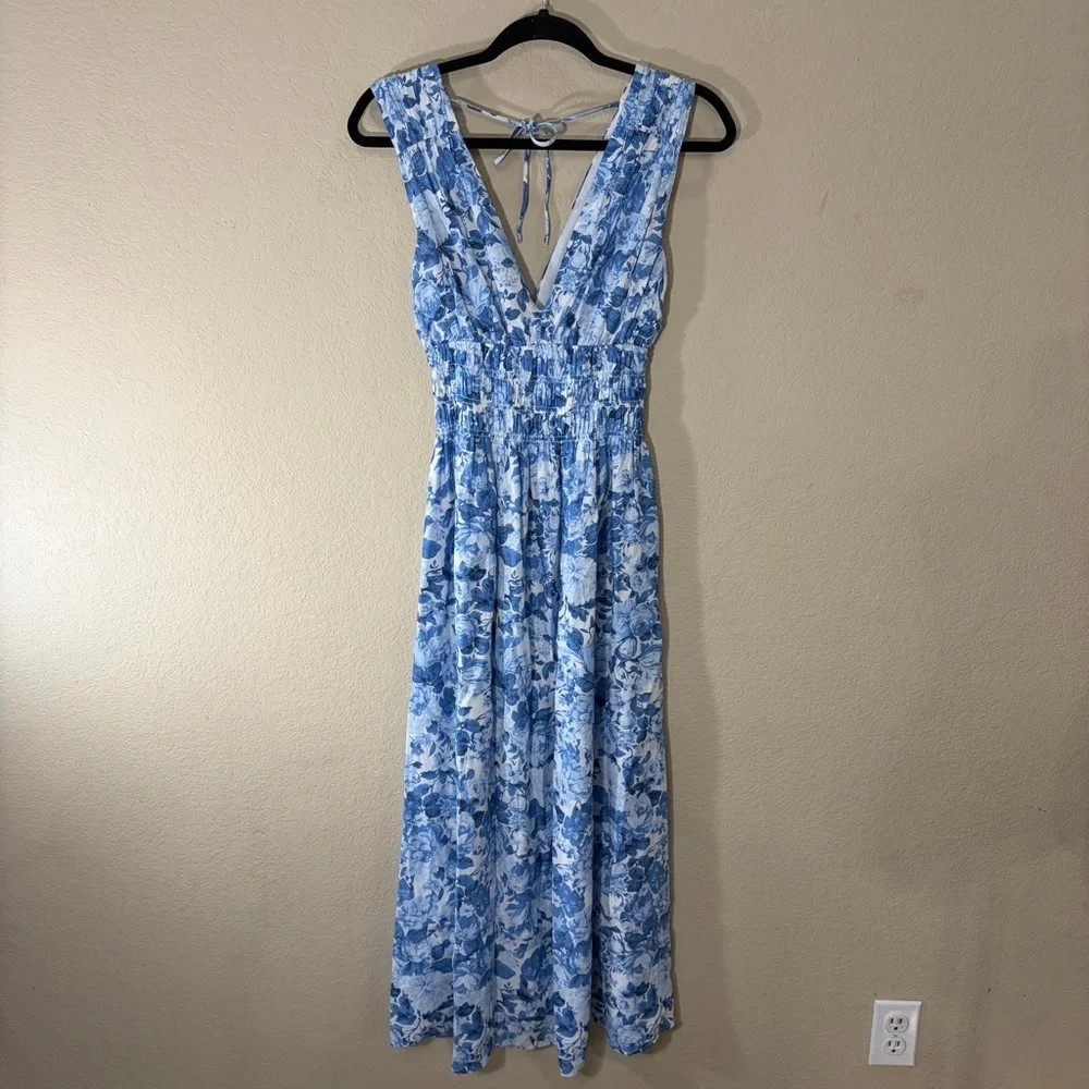 Abercrombie & Fitch Blue and White Floral Maxi Sundress Sz S Cottagecore Beach